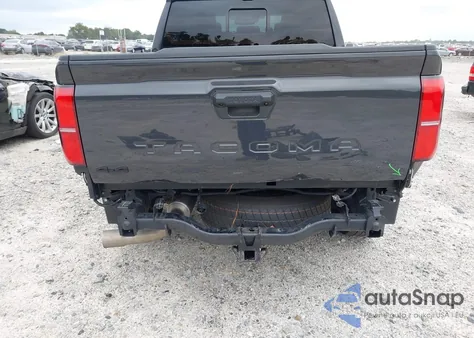 2024 Toyota Tacoma Trd Sport 4Wd z USA, uszkodzony, nr VIN 3TMLB5JN9RM060836